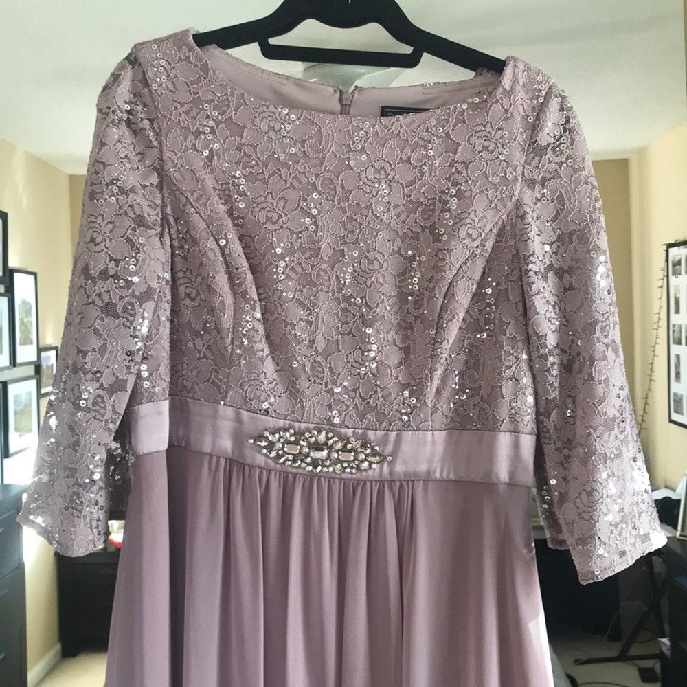 Beautiful Gown😊